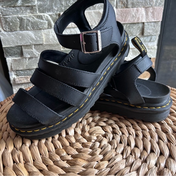 Dr Martens Blaire Platform Black Leather Sandals UK 6.5 EUR 40 Lightweight Punk - Picture 2 of 8